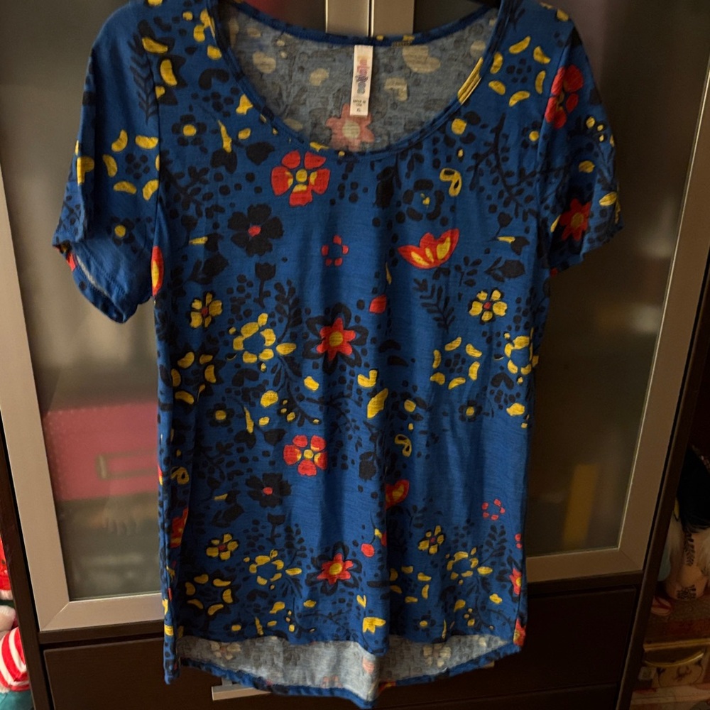 LuLaRoe Blue Floral Short Sleeve Tee with Yellow & Red Accents